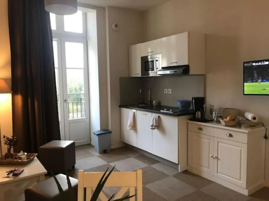 Appt A Baden Au Chateau De Kergonano Meriadec  0*, Meriadec (Brittany)